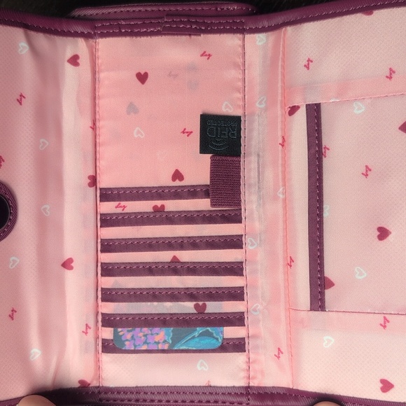 Brand New Lug Kickflip In Satin Luxe In Raspberry! - Picture 4 of 5